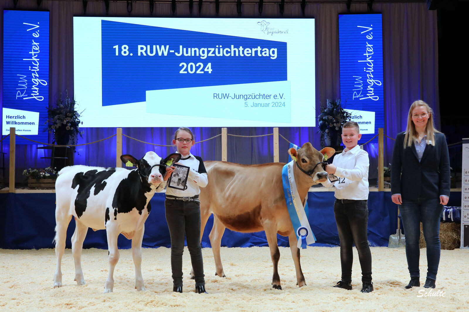 Jan Luca Benking aus Wadersloh wird erneut Sieger im Bambinowettbewerb. Reservesiegerin ist Anna Hinzelmann, Borken-Marbeck. 